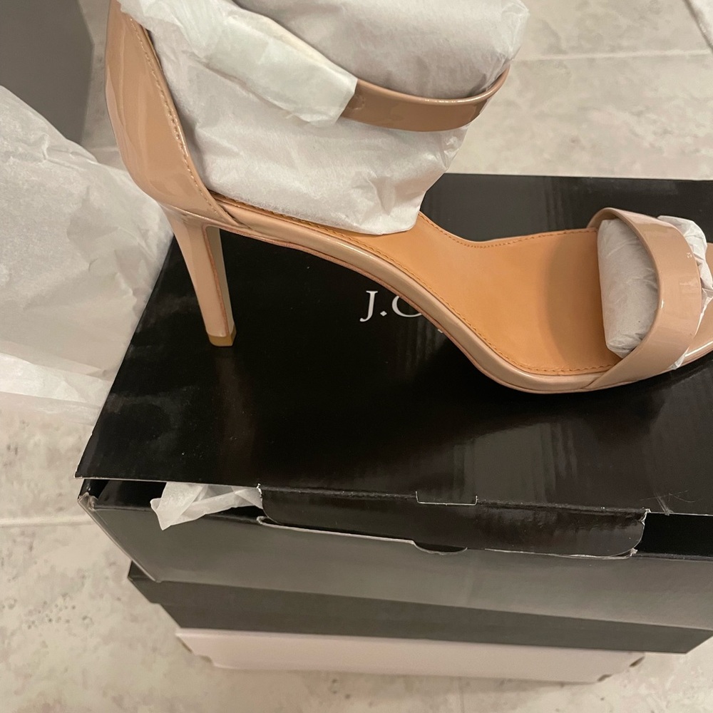 Brand new J. Crew Women’s Patent High-Heel Sandals in a 9.5